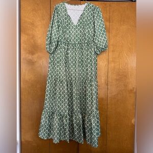 CLEARANCE SHEIN Green Geometric Maxi Dress